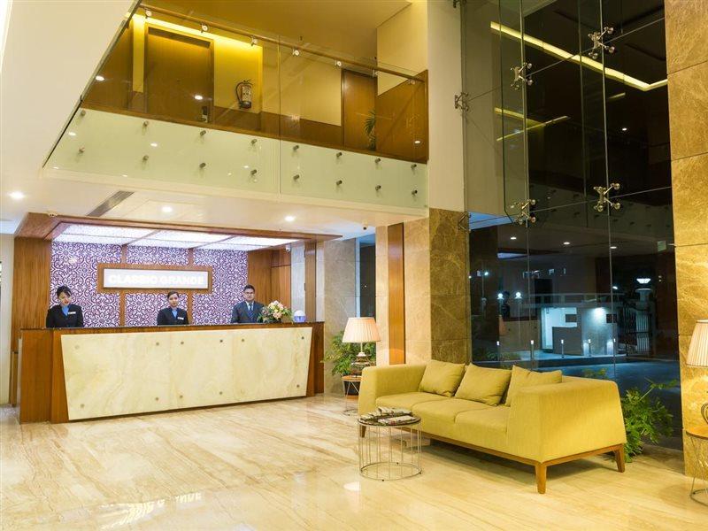 Classic Grande,A Member Of Radisson Imphal Dış mekan fotoğraf