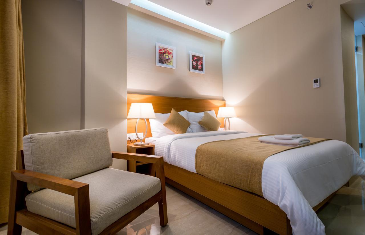 Classic Grande,A Member Of Radisson Imphal Dış mekan fotoğraf